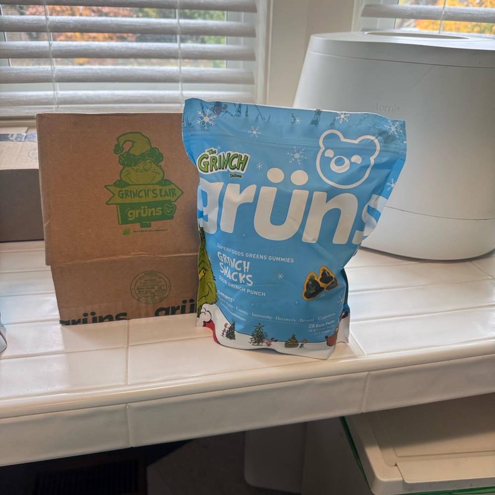 Grinch Grüns Sour Gummies
